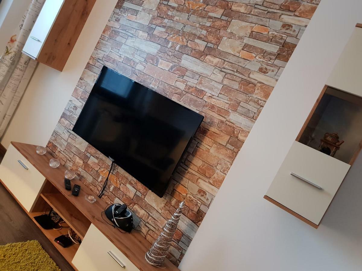 Appartamento Apartmán pod Štítom Tatranská Lomnica Esterno foto